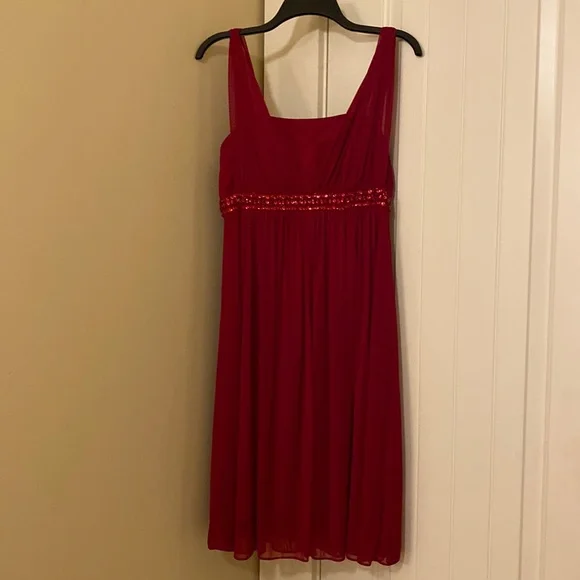 jessica howard burgundy dress Vintage 90's burgundy velvet sheath dress, Jessica Howard, short sleeve, midi/maxi, side buttons flattering formal festive holiday Christmas